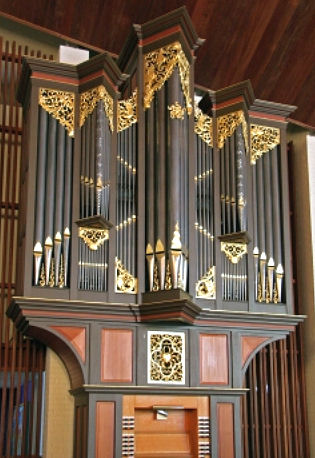 Fritts pipe organ, All Soul's Episcopal Church, San Diego, CA, wood carver Jude Fritts